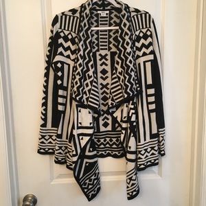 Bar lII black & white open cardigan size small